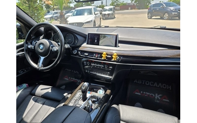 BMW X5 3.0i-306кс= M Package= H&K= Pano= Digital= SOFT - автомобили, коли, обяви за нови и употребявани 11