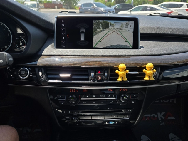 BMW X5 3.0i-306кс= M Package= H&K= Pano= Digital= SOFT - автомобили, коли, обяви за нови и употребявани 13