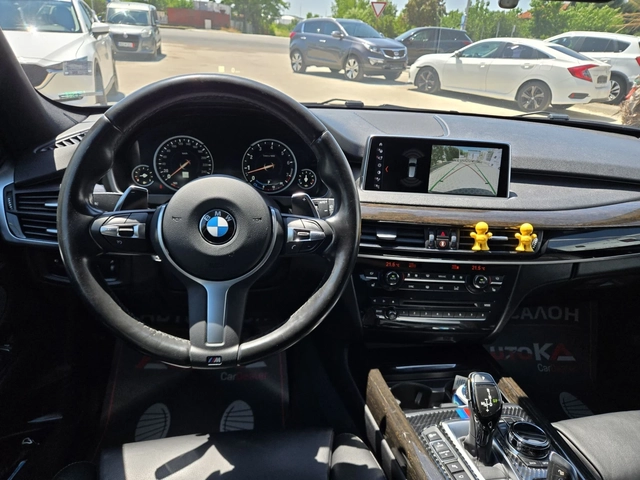 BMW X5 3.0i-306кс= M Package= H&K= Pano= Digital= SOFT - автомобили, коли, обяви за нови и употребявани 9