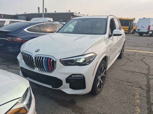 BMW X5 xDrive40i* MPACK* HARMAN* KARDON* ПАНО* 360* - автомобили, коли, обяви за нови и употребявани 1