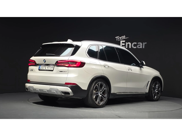 BMW X5 xDrive30d xLine - автомобили, коли, обяви за нови и употребявани 1