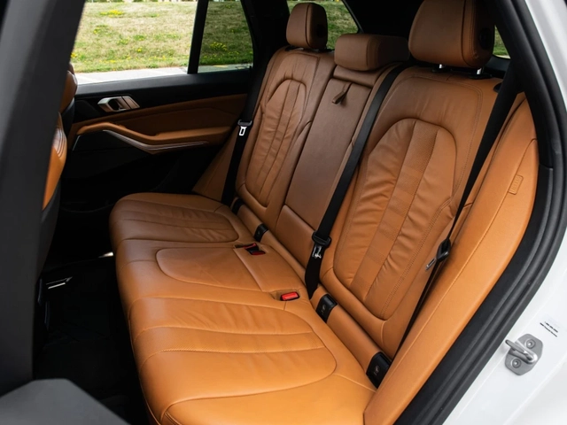 BMW X5 xDrive / M Sport / Panorama / - автомобили, коли, обяви за нови и употребявани 6