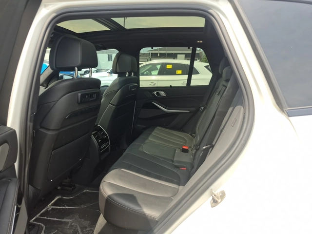 BMW X5 Drive40i - автомобили, коли, обяви за нови и употребявани 9