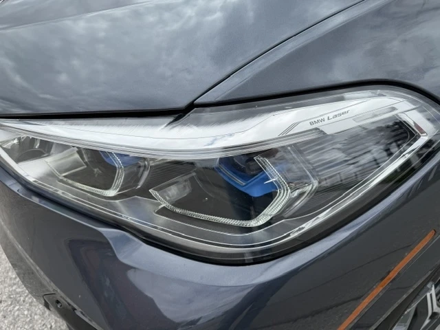 BMW X5 xDrive 40i/Crystal Package/Laser Lights/Air Suspen - автомобили, коли, обяви за нови и употребявани 8