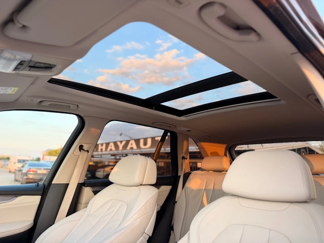 BMW X5 30d= xDrive= 7-Места= Sport Pack= Панорама= 360* К - автомобили, коли, обяви за нови и употребявани 13