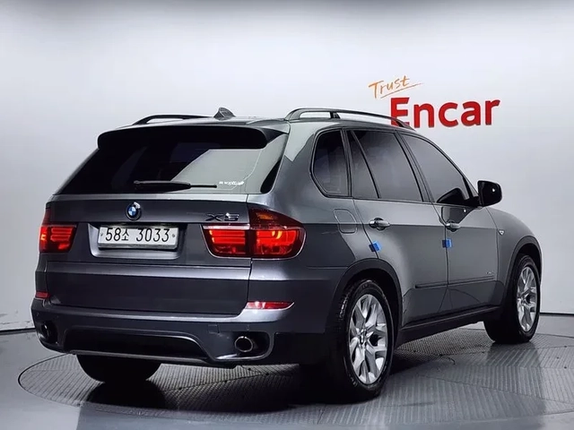 BMW X5 3.0D - автомобили, коли, обяви за нови и употребявани 2