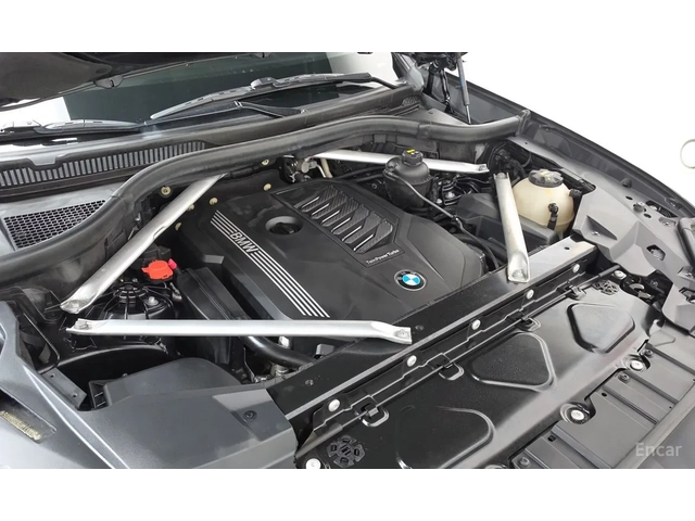 BMW X5 40i XLINE * Full extras * Цена до България - автомобили, коли, обяви за нови и употребявани 2