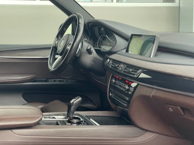 BMW X5 4.0d Xd Реален пробег - автомобили, коли, обяви за нови и употребявани 13