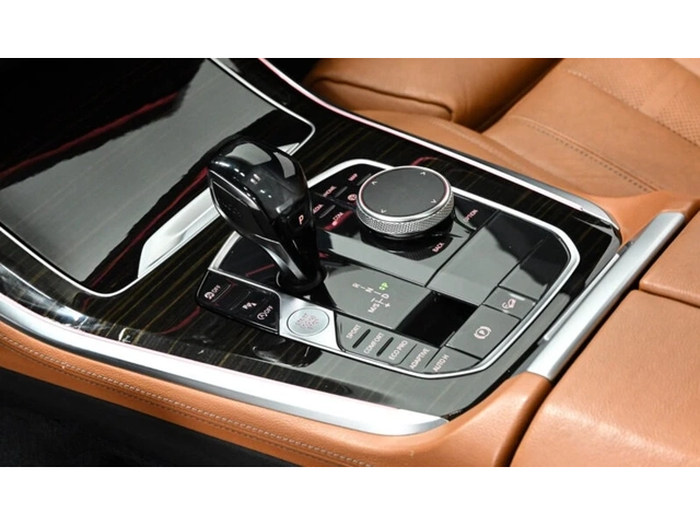 BMW X5 xDrive40i | M Sport | HUD | Harman Kardon | Soft C - автомобили, коли, обяви за нови и употребявани 8