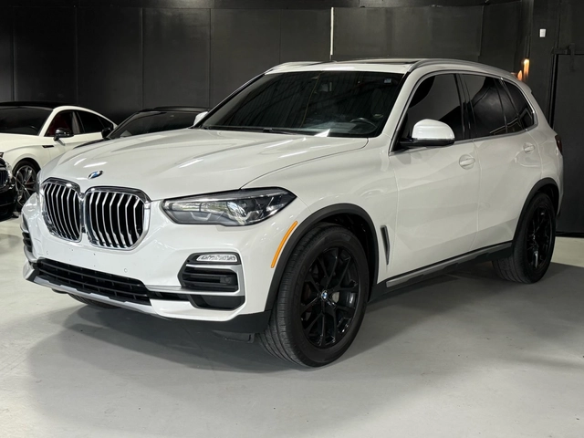 BMW X5 - автомобили, коли, обяви за нови и употребявани 0