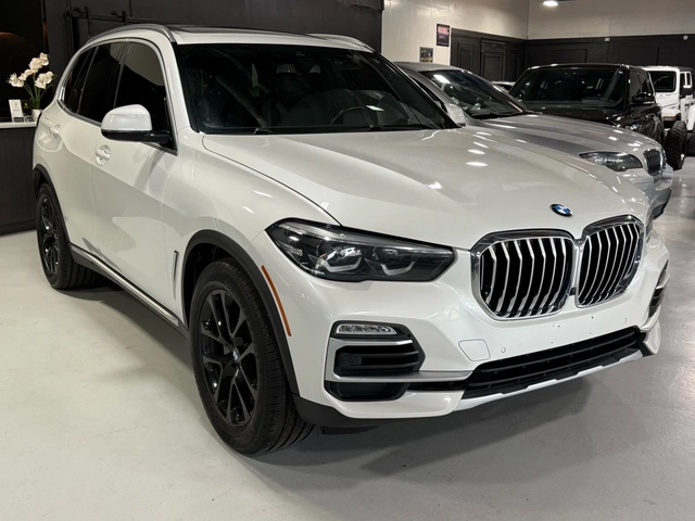 BMW X5 - автомобили, коли, обяви за нови и употребявани 1