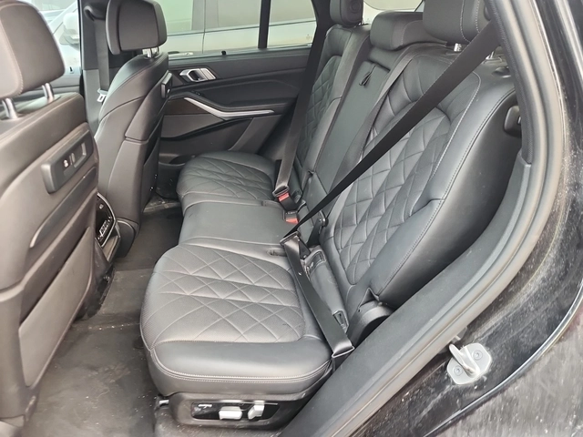BMW X5 xDrive40i - автомобили, коли, обяви за нови и употребявани 6