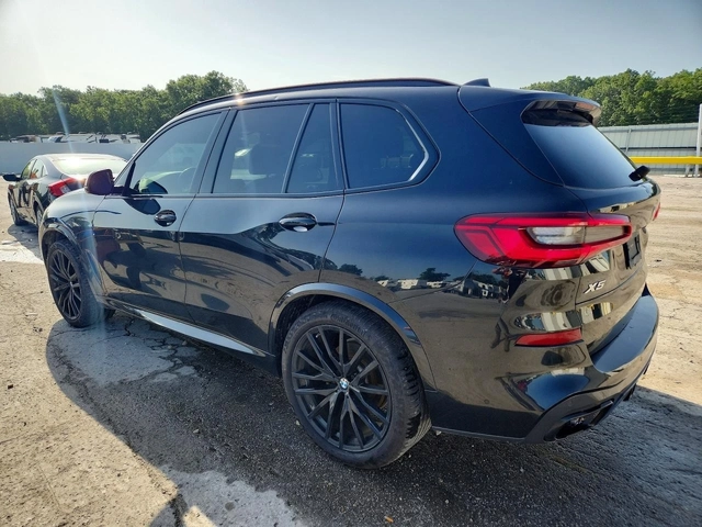 BMW X5 xDrive40i - автомобили, коли, обяви за нови и употребявани 1