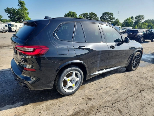 BMW X5 xDrive40i - автомобили, коли, обяви за нови и употребявани 2