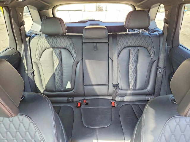 BMW X5 xDrive40i - автомобили, коли, обяви за нови и употребявани 9