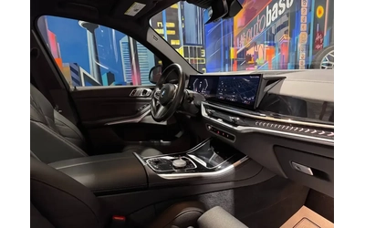 BMW X5 xDrive40i M Sport Pro - автомобили, коли, обяви за нови и употребявани 7