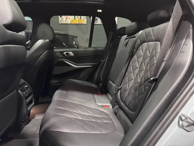 BMW X5 xDrive40i M Sport Pro - автомобили, коли, обяви за нови и употребявани 9