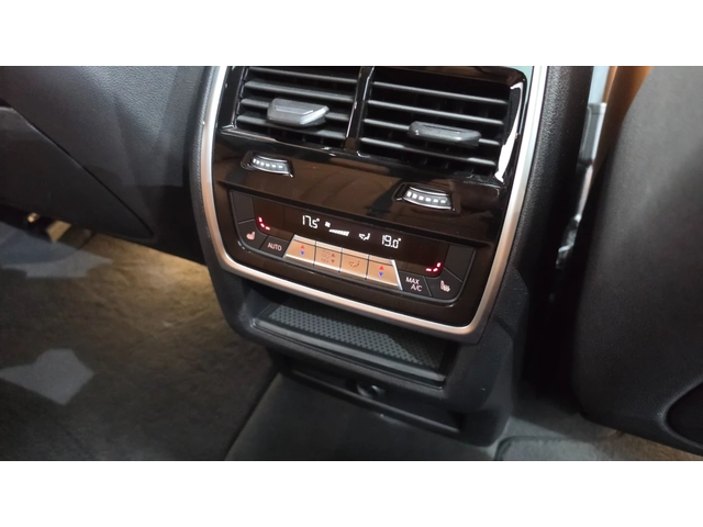 BMW X5 xDrive40i xLine | 360  Камера | Панорама | Memory - автомобили, коли, обяви за нови и употребявани 16