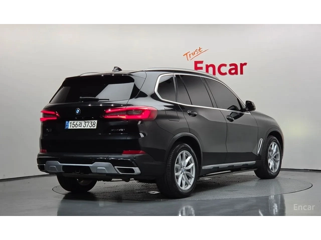 BMW X5 xDrive40i xLine | 360  Камера | Панорама | Memory - автомобили, коли, обяви за нови и употребявани 1