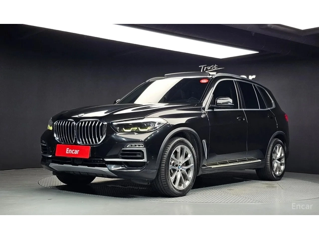 BMW X5 xDrive30d xLine | HUD | Адаптивен круиз | Панорама - автомобили, коли, обяви за нови и употребявани 0