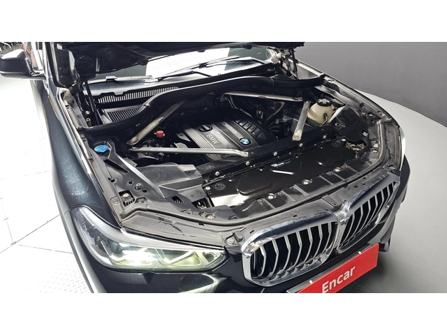 BMW X5 xDrive30d xLine | HUD | Адаптивен круиз | Панорама - автомобили, коли, обяви за нови и употребявани 5
