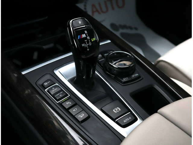 BMW X5 M50D/Harman Kardon/Панорама/Дистроник/Подгрев/Камера - автомобили, коли, обяви за нови и употребявани 8