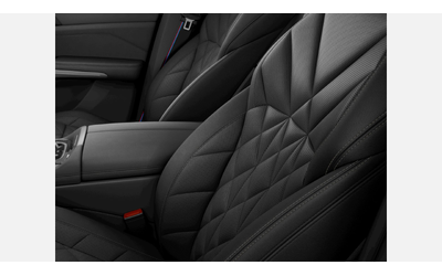 BMW X5 M60i xDrive - автомобили, коли, обяви за нови и употребявани 7