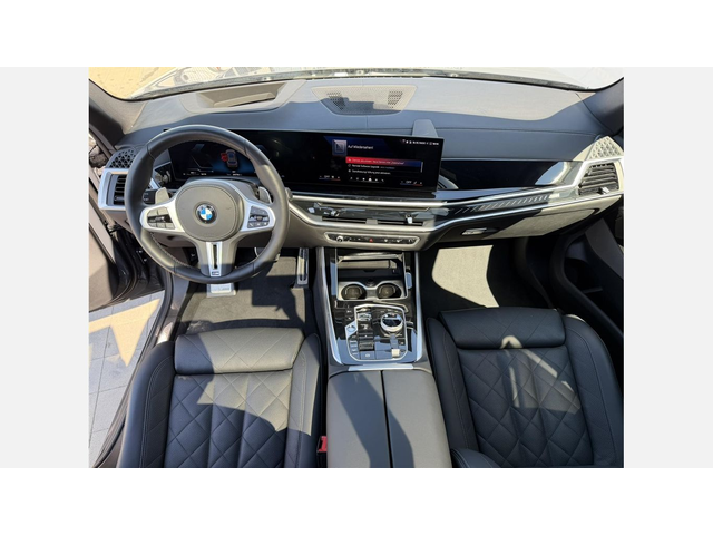 BMW X5 M60i xDrive - автомобили, коли, обяви за нови и употребявани 6