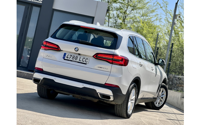 bmw-x5-sport-package-distronic-virtual-cockpit - 3