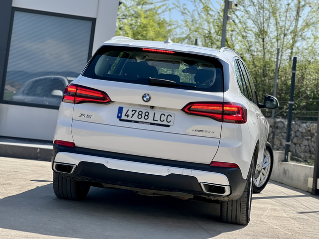 BMW X5 SPORT PACKAGE / DISTRONIC + / VIRTUAL COCKPIT - автомобили, коли, обяви за нови и употребявани 4