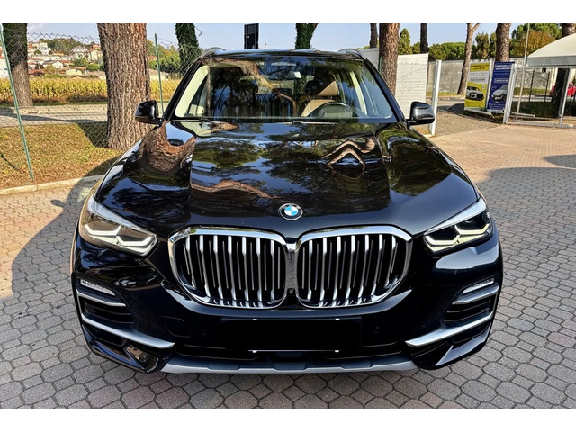 BMW X5 X5 3.0d xDrive xLine - автомобили, коли, обяви за нови и употребявани 1