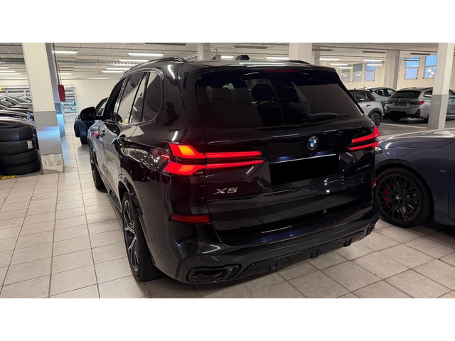 BMW X5 X5 4.0i xDrive M-Pack - автомобили, коли, обяви за нови и употребявани 2