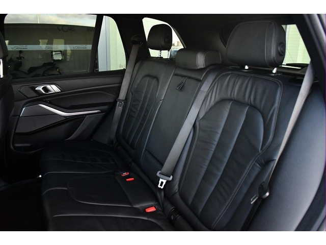 BMW X5 X5 M50d  - автомобили, коли, обяви за нови и употребявани 9