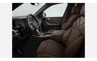 BMW X5 xDrive40d - автомобили, коли, обяви за нови и употребявани 7