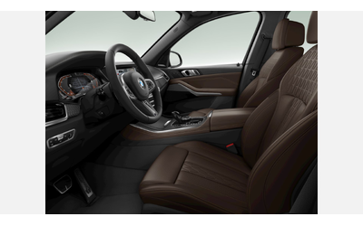 BMW X5 xDrive40d - автомобили, коли, обяви за нови и употребявани 7