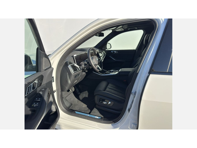 BMW X5 xDrive40i - автомобили, коли, обяви за нови и употребявани 7