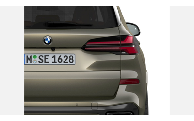 BMW X5 xDrive40i - автомобили, коли, обяви за нови и употребявани 6