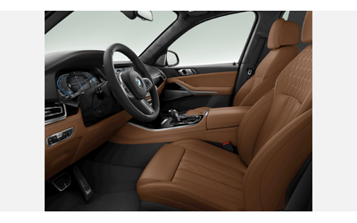 BMW X5 xDrive45e - автомобили, коли, обяви за нови и употребявани 7