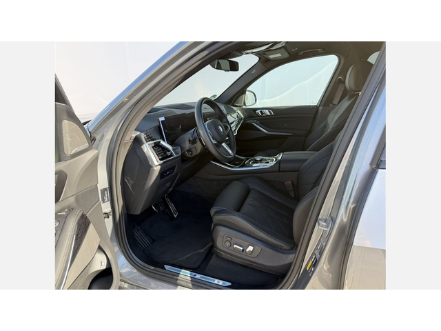BMW X5 xDrive50e - автомобили, коли, обяви за нови и употребявани 7