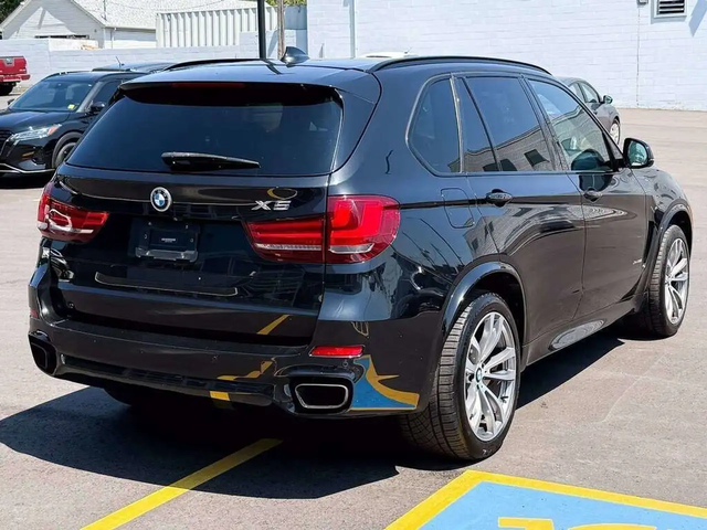 BMW X5 xDrive50i All Wheel Drive - автомобили, коли, обяви за нови и употребявани 7