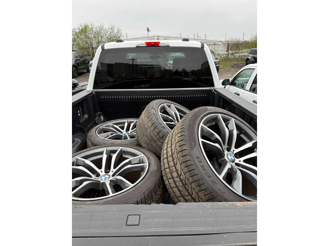 BMW X5M * КОМПЛЕКТ ДЖАНТИ * 360 * ОБДУХВАНЕ - автомобили, коли, обяви за нови и употребявани 10