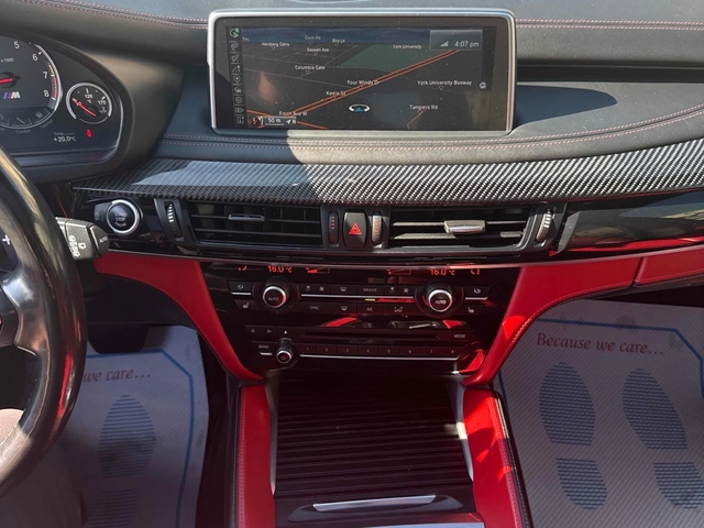 BMW X5M ПОДГРЕВ * ПАНОРАМА * HARMAN KARDON * CARFAX - автомобили, коли, обяви за нови и употребявани 6