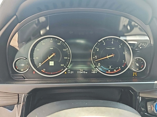 BMW X6 XDRIVE35I M-Pack* Harman* Soft Close* Крайна цен - автомобили, коли, обяви за нови и употребявани 4