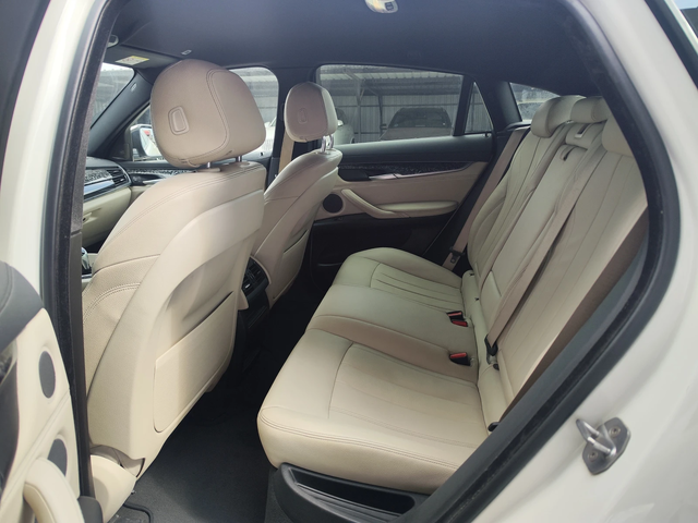 BMW X6 MPAK* CAMERA* RECARO* HARMANN* LIZING - автомобили, коли, обяви за нови и употребявани 5