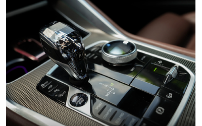 BMW X6 4.0i M PACK| FULL| ВАКУУМ| ТОП СЪСТОЯНИЕ| ПАНОРАМА - автомобили, коли, обяви за нови и употребявани 15