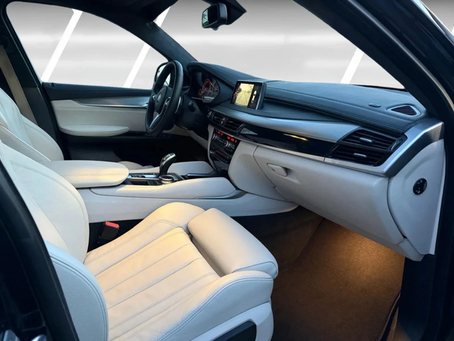 BMW X6 BMW X6 3. 0d M Sport* Digital* CAMERA* ASSISTANCE* - автомобили, коли, обяви за нови и употребявани 8