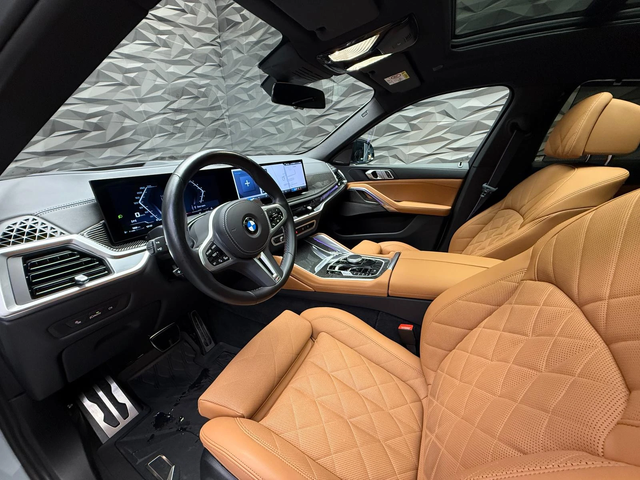 BMW X6 M60i xDrive H&K* Pano* Carbon* Гаранция* Обдухване - автомобили, коли, обяви за нови и употребявани 6