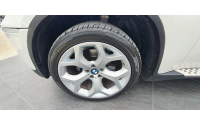 BMW X6 XDRIVE 40D - автомобили, коли, обяви за нови и употребявани 15