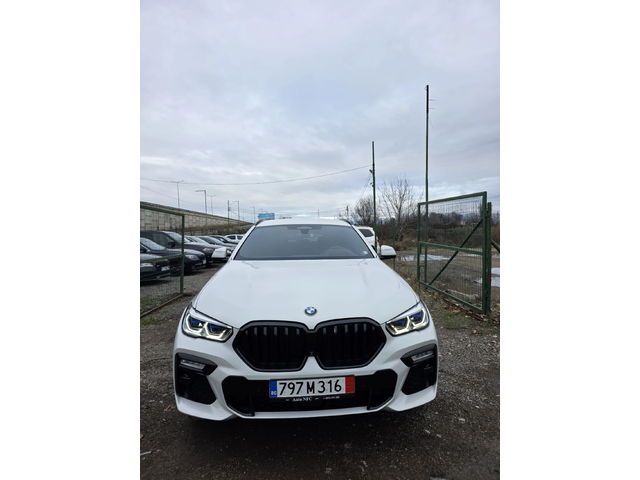 BMW X6 - автомобили, коли, обяви за нови и употребявани 0