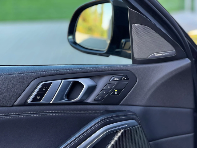 BMW X6 M50I XDRIVE FULL M ОЧАКВАН ВНОС ЛИЗИНГ 100% - автомобили, коли, обяви за нови и употребявани 7